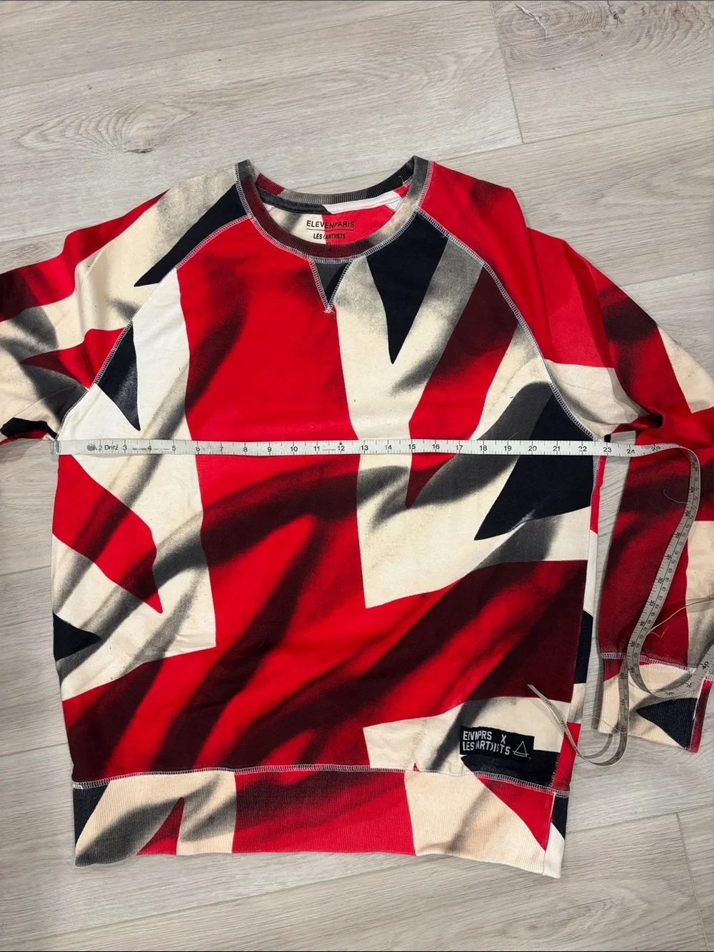 Vintage Eleven Paris Red, White & Black Graphic Crewneck Sweater/sweatshirt XL